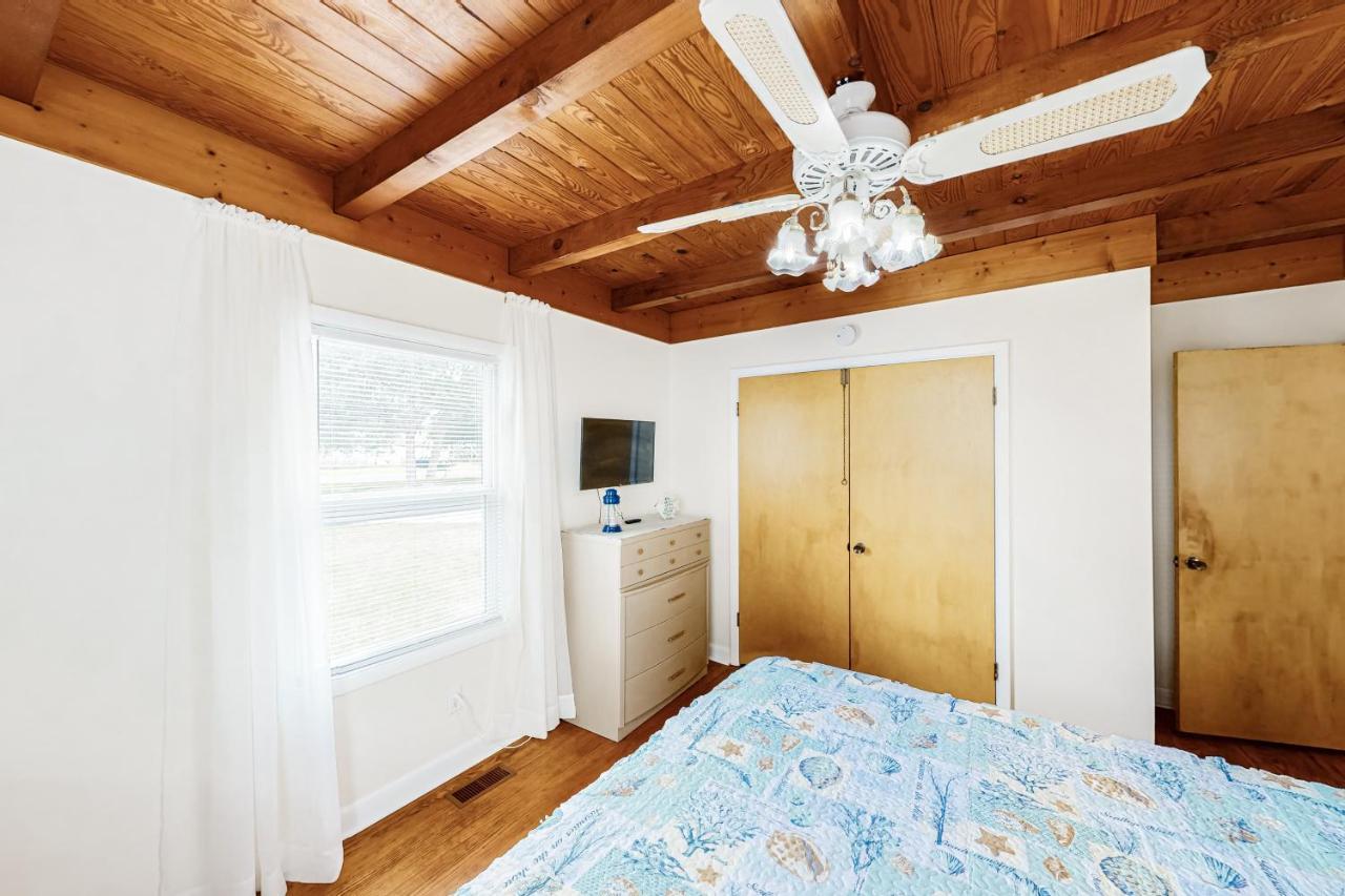 Ginny'S Coastal Cottage остров Оук Екстериор снимка